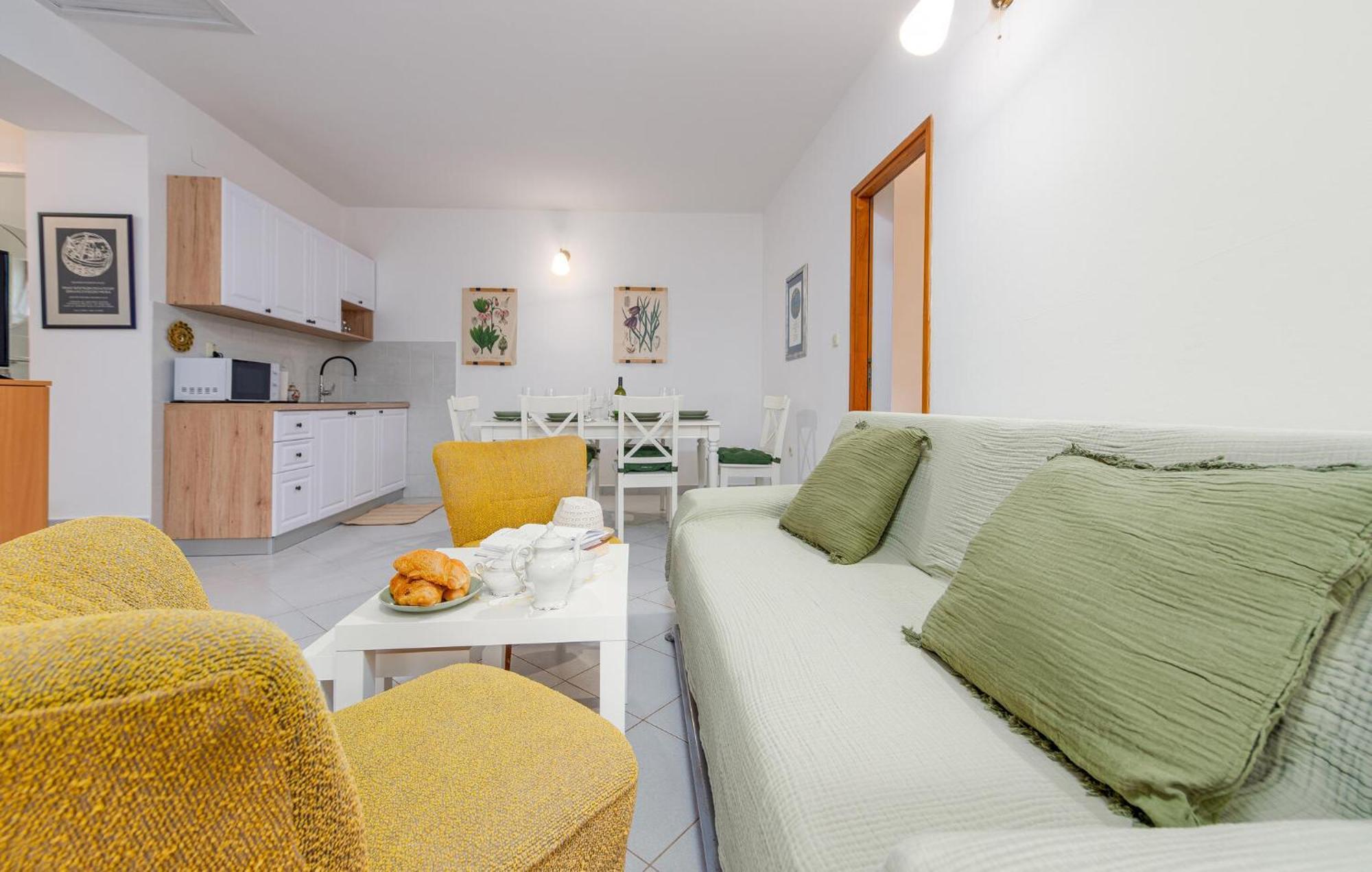 Beautiful Home In Novalja With Wifi 外观 照片