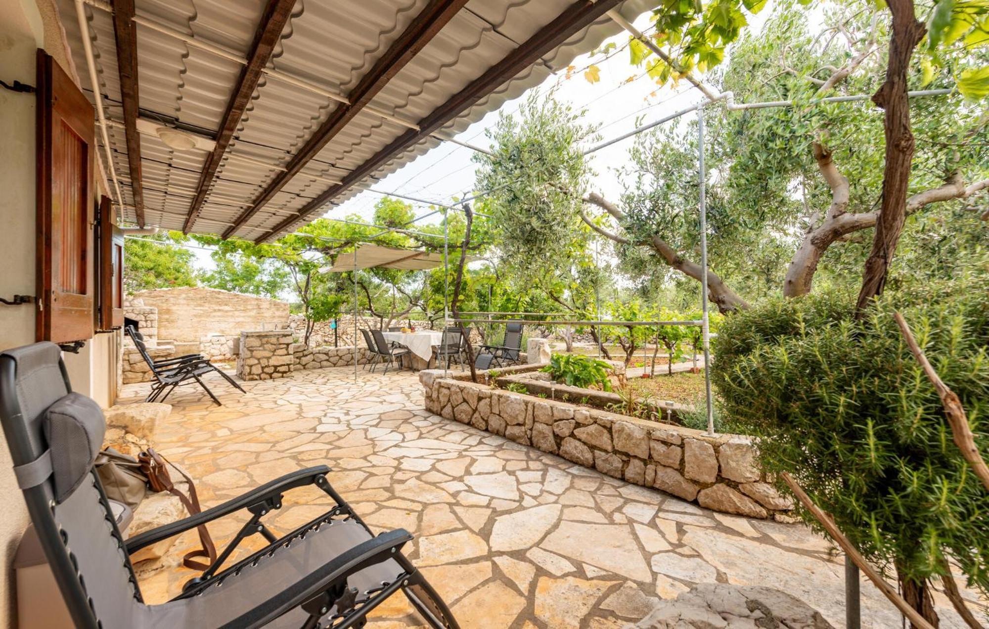 Beautiful Home In Novalja With Wifi 外观 照片